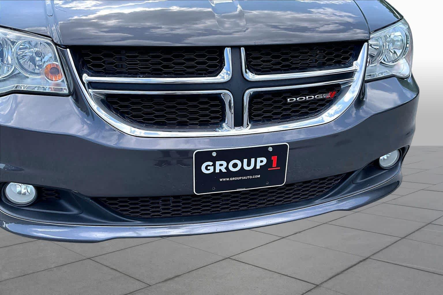 Used 2019 Dodge Grand Caravan SXT FWD image 29