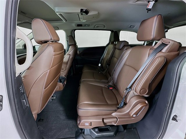 Certified 2026 Honda Odyssey Touring image 31