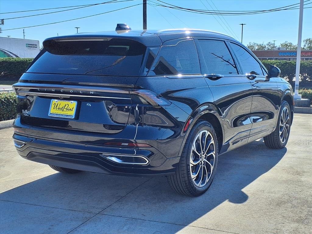 New 2026 Lincoln Nautilus Reserve image 2