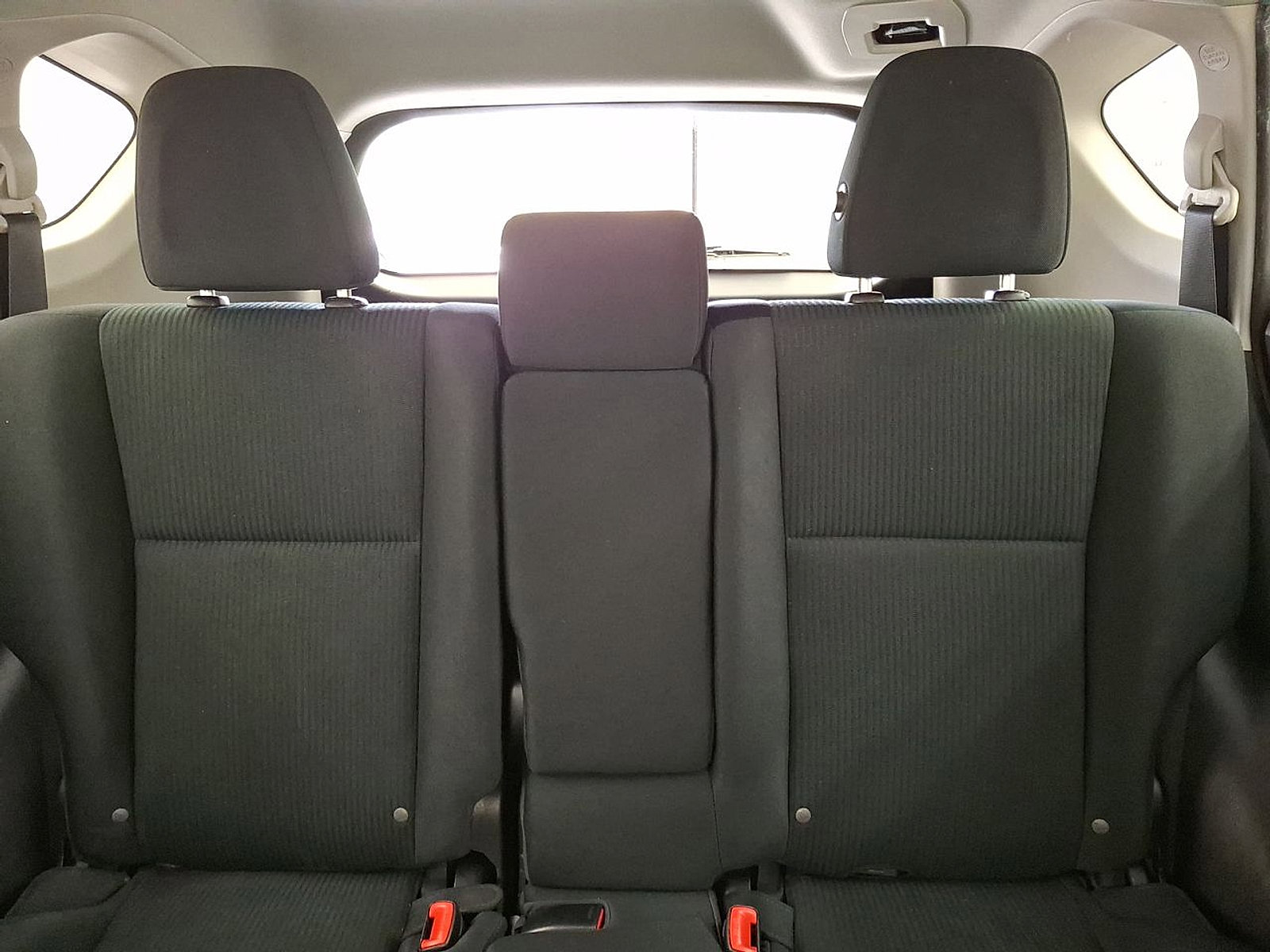 Used 2014 Toyota RAV4 LE image 19