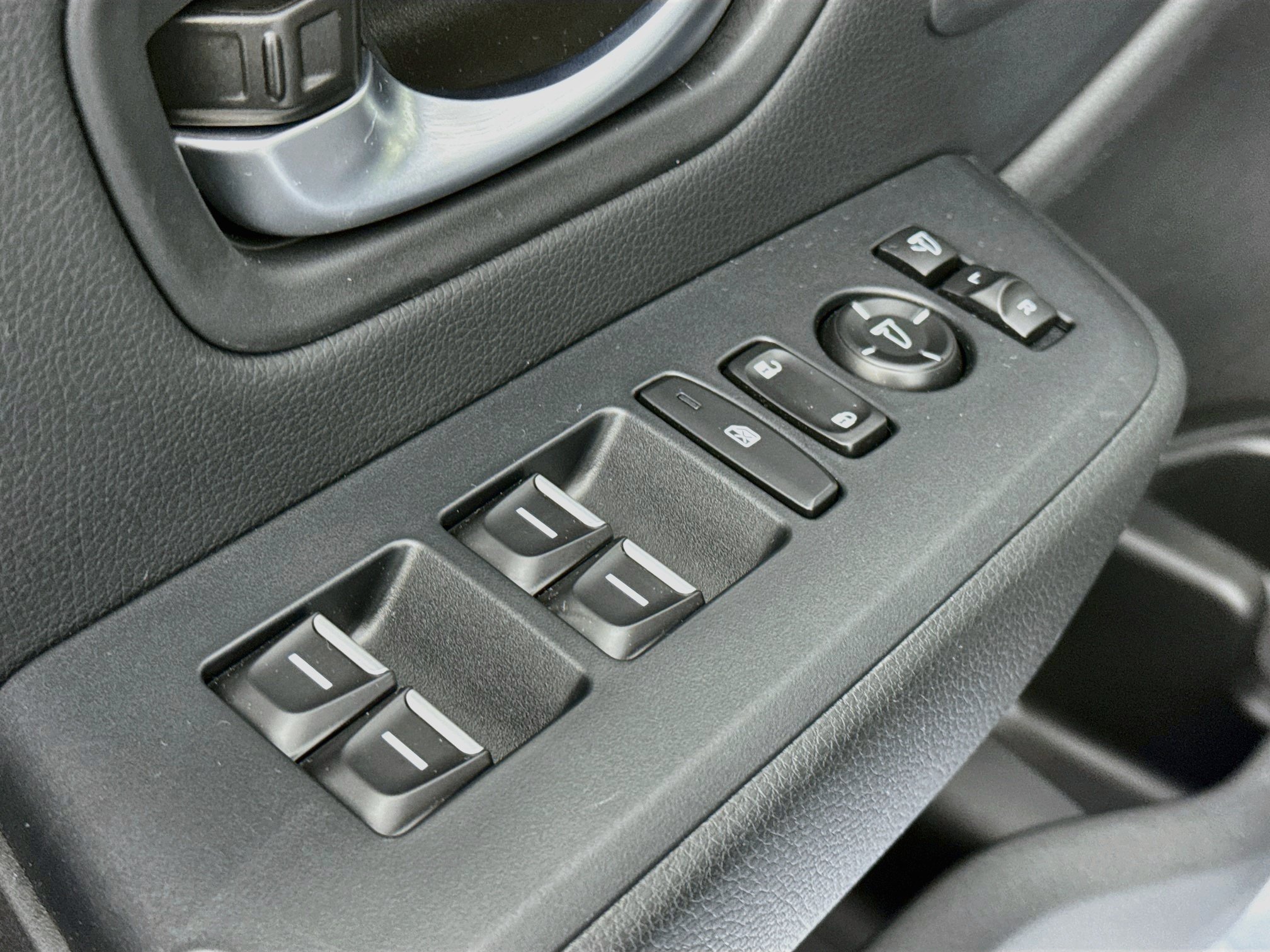 Certified 2025 Honda Pilot TrailSport image 17