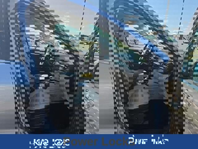 Used 2022 Ford Escape Titanium w/ Class II Trailer Tow Package image 20