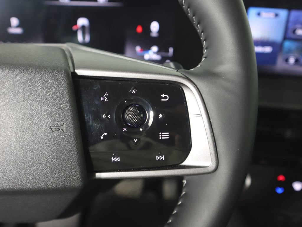 Used 2025 Nissan Murano SV AWD/4WD image 13
