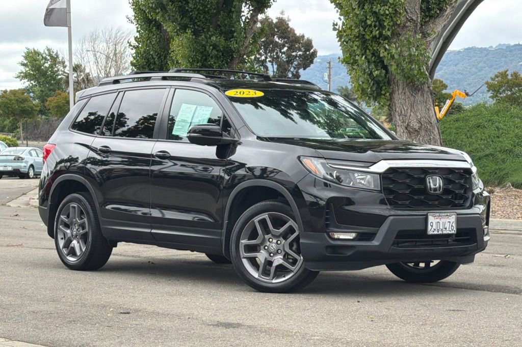 Certified 2023 Honda Passport EX-L image 2