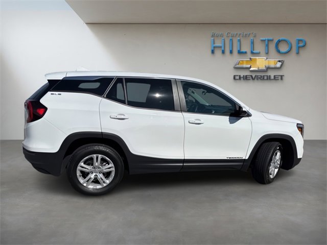 Used 2024 GMC Terrain SLE image 5