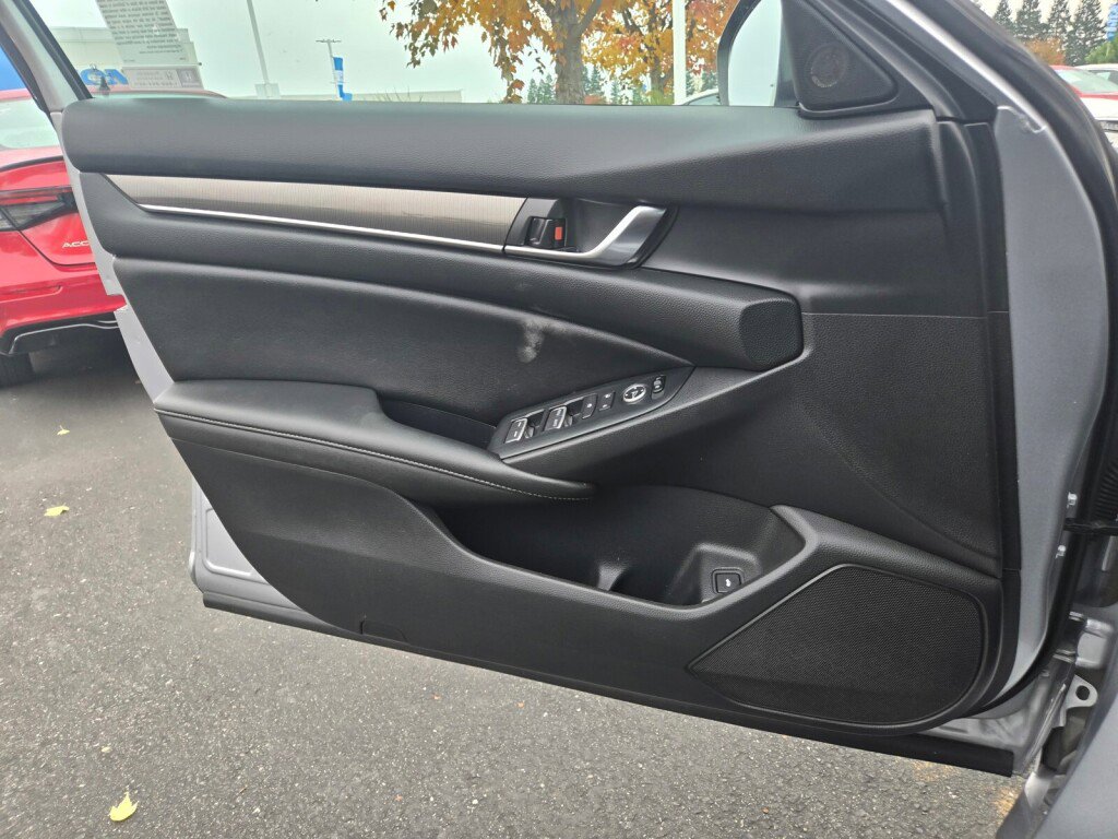 Used 2022 Honda Accord Sport image 22