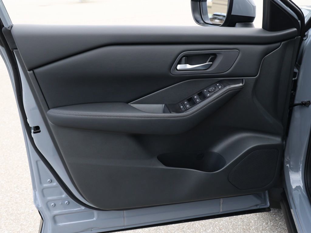 New 2026 Nissan Rogue SV image 23