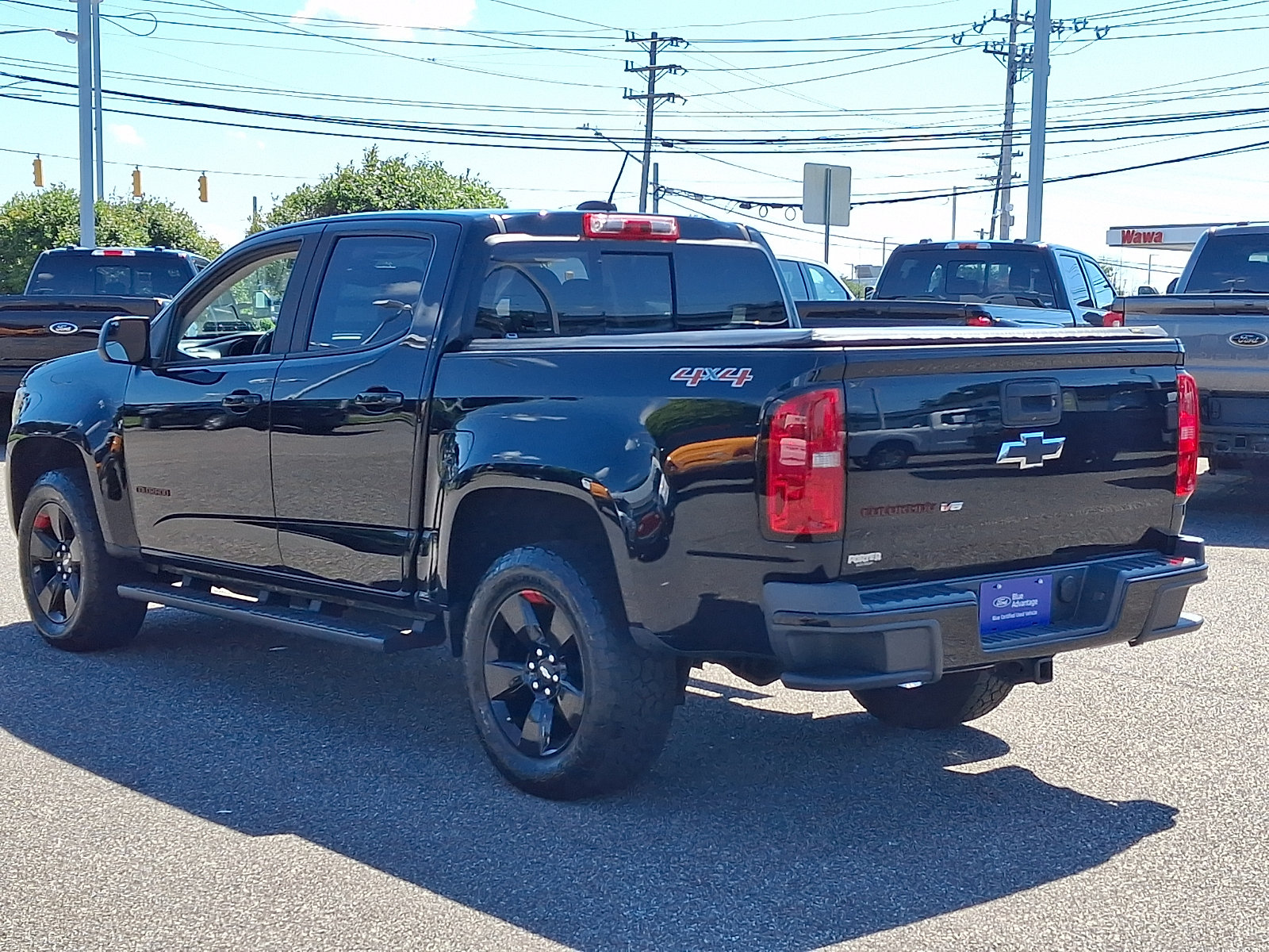 Used 2019 Chevrolet Colorado LT w/ Redline Special Edition AWD/4WD image 7
