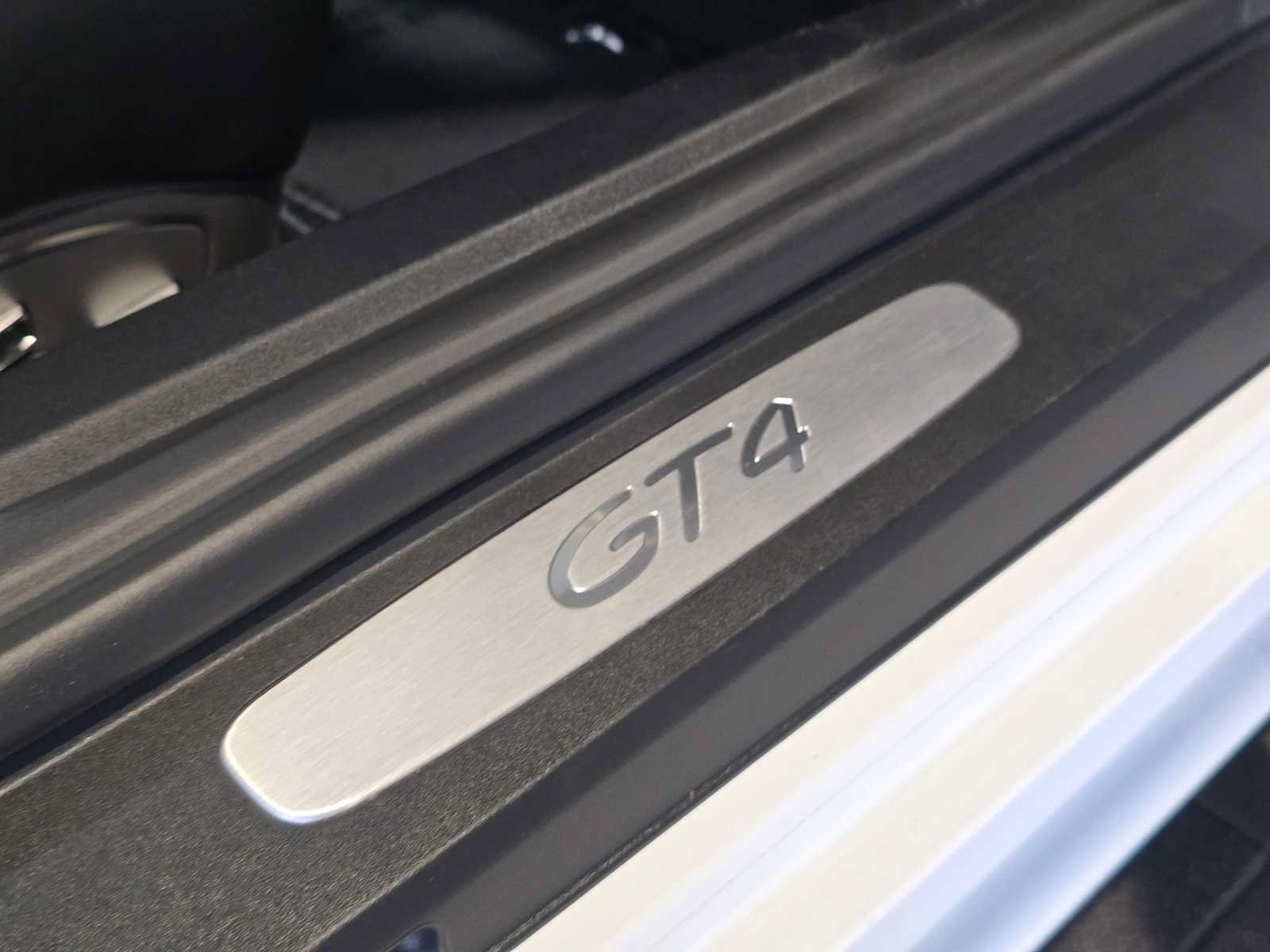 Used 2016 Porsche Cayman GT4 RWD image 15