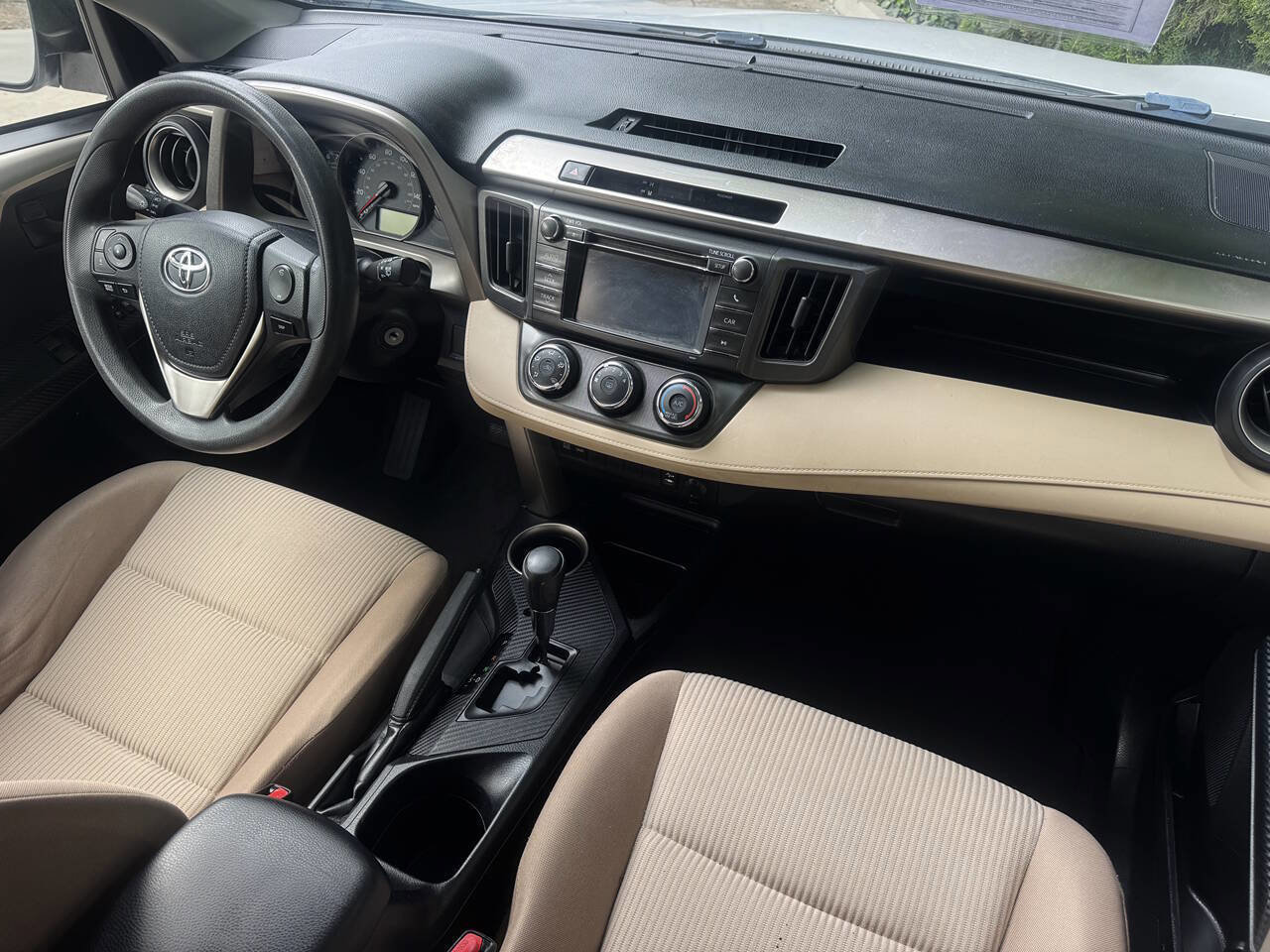 Used 2013 Toyota RAV4 LE image 9