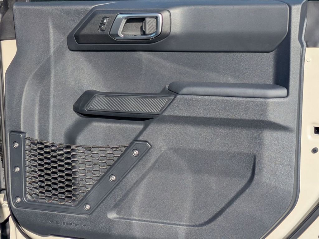 New 2025 Ford Bronco 4-Door image 46