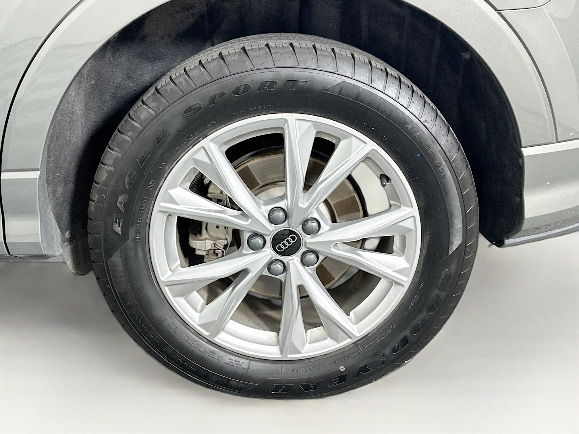 Used 2025 Audi Q3 2.0T Premium image 11