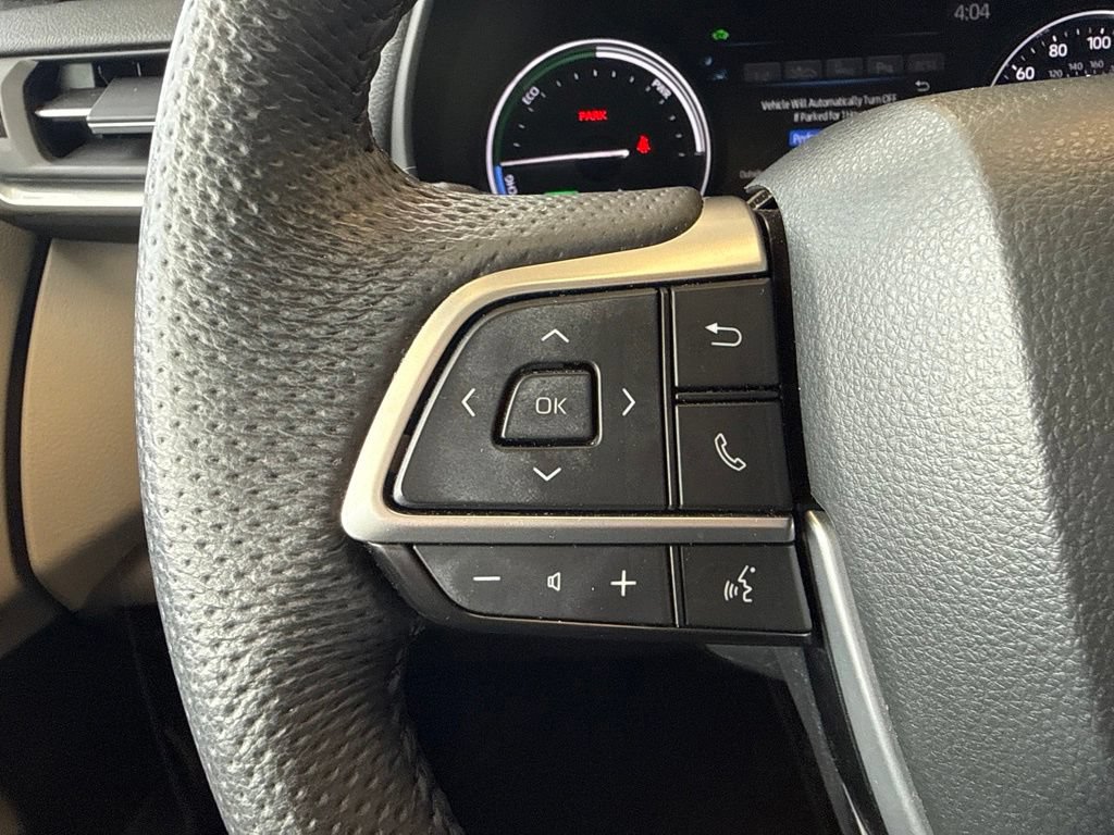 Used 2024 Toyota Sienna Limited AWD/4WD image 19