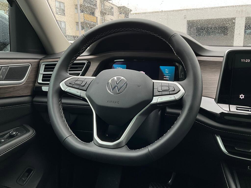 New 2026 Volkswagen Atlas SEL image 24