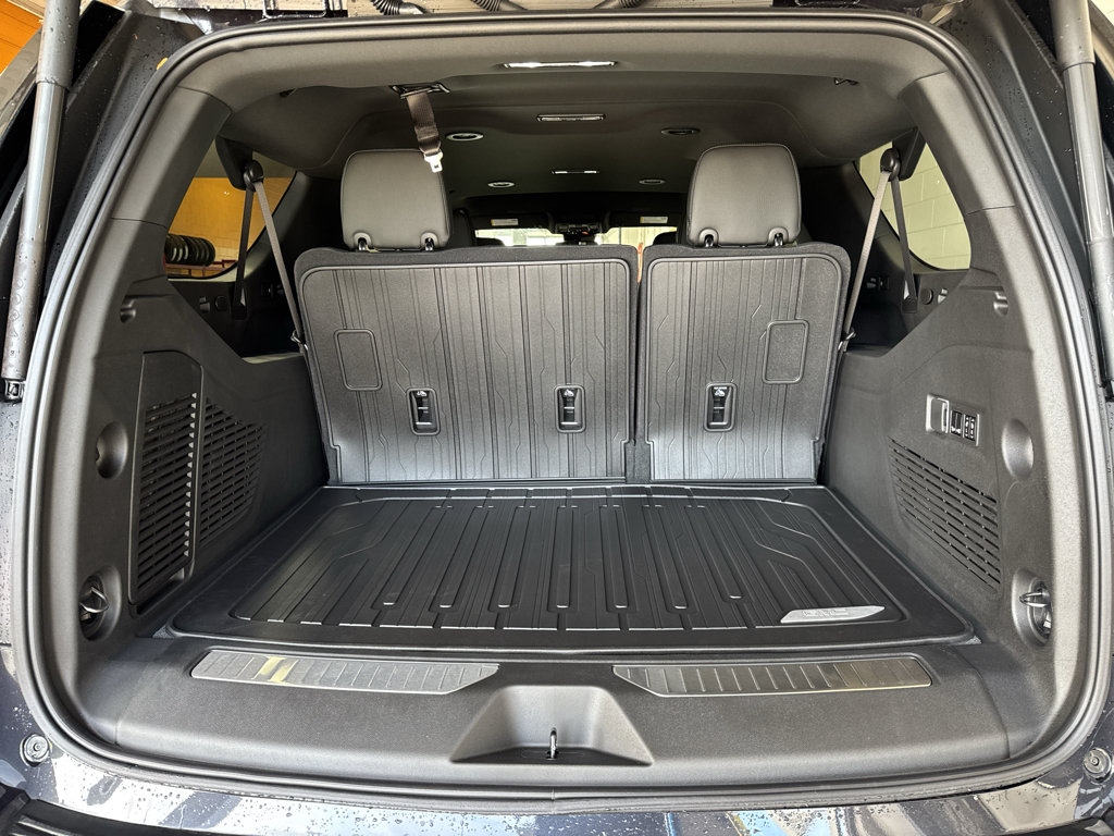 New 2026 GMC Yukon XL Denali w/ LPO, Floor Liner Package AWD/4WD image 23
