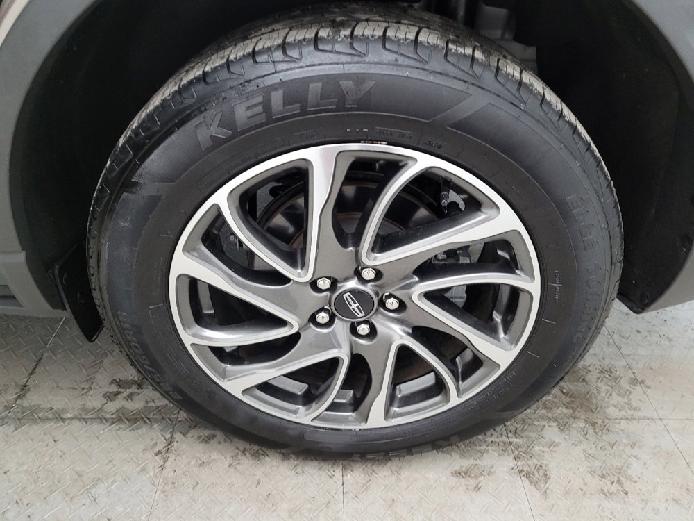 Used 2020 Lincoln Corsair w/ Equipment Group 101A image 31