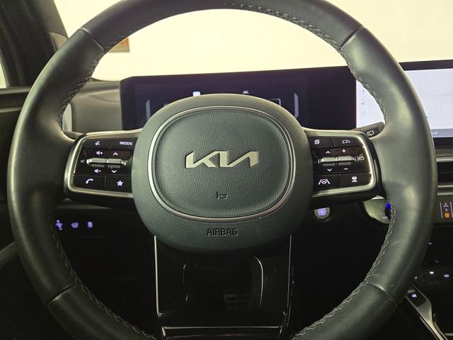 Certified 2025 Kia Sorento SX Prestige image 24