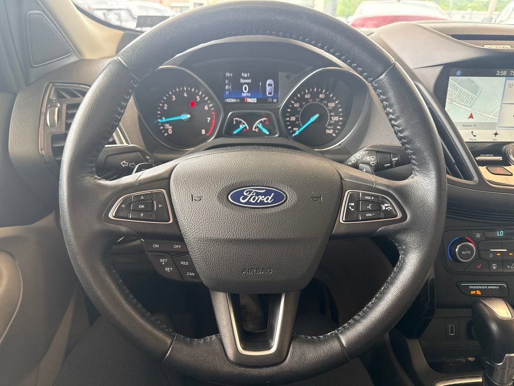Used 2017 Ford Escape Titanium AWD/4WD image 17
