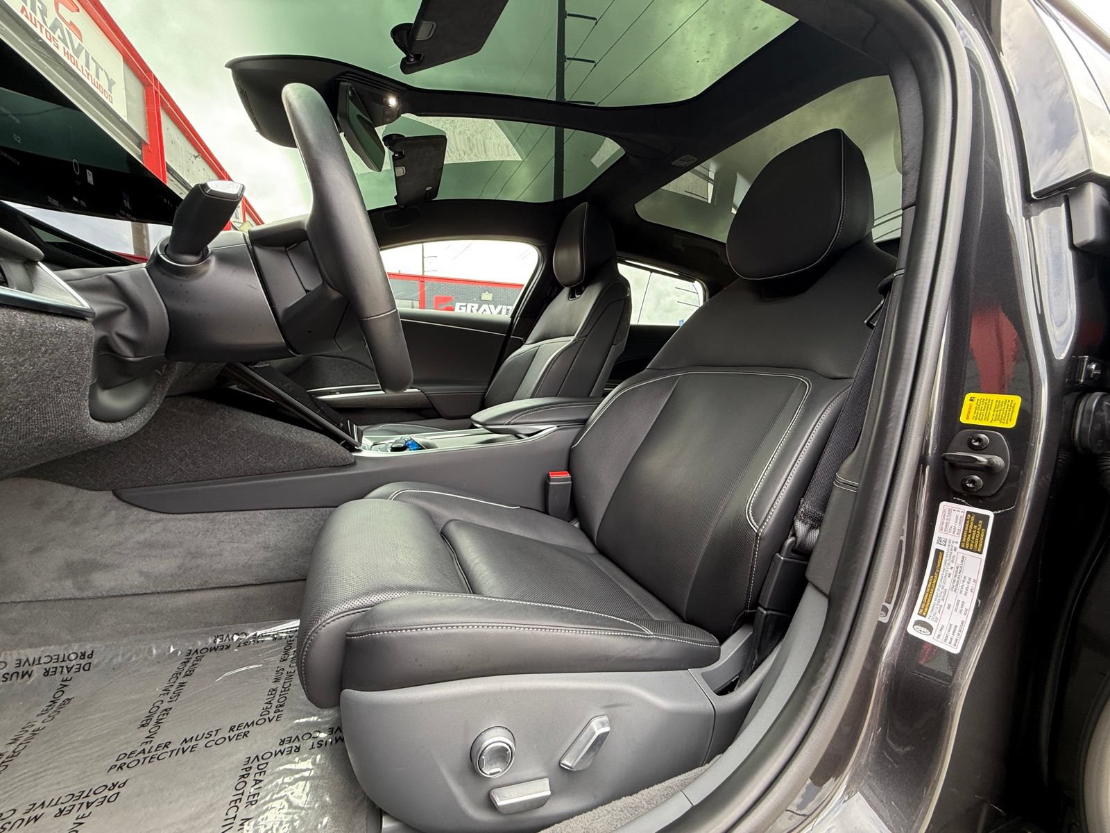 Used 2023 Lucid Air Touring AWD/4WD image 14