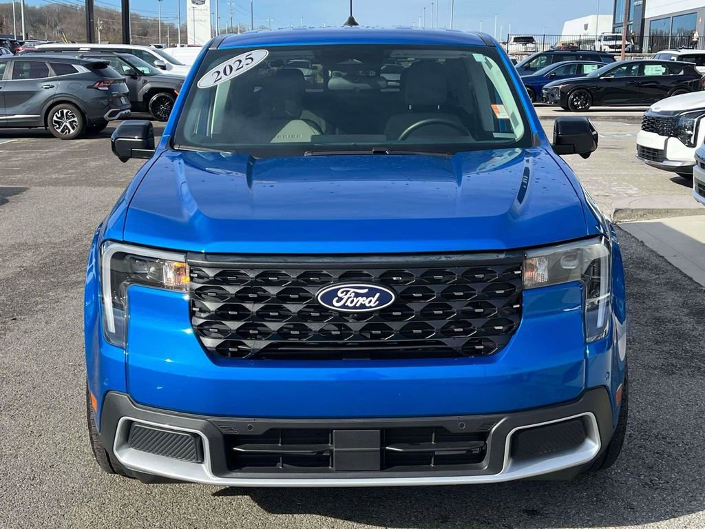 Used 2025 Ford Maverick Lariat image 32