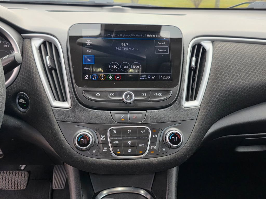 Used 2024 Chevrolet Malibu LT image 21