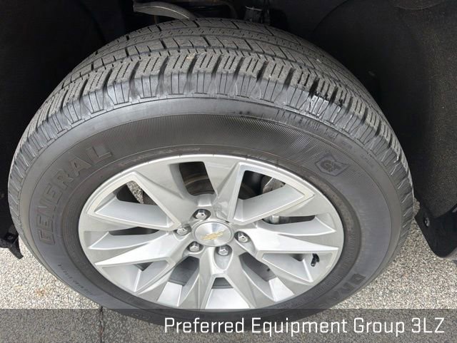 Used 2021 Chevrolet Silverado 1500 High Country AWD/4WD image 24
