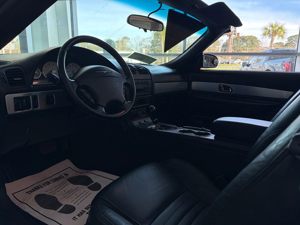 Used 2003 Ford Thunderbird image 4