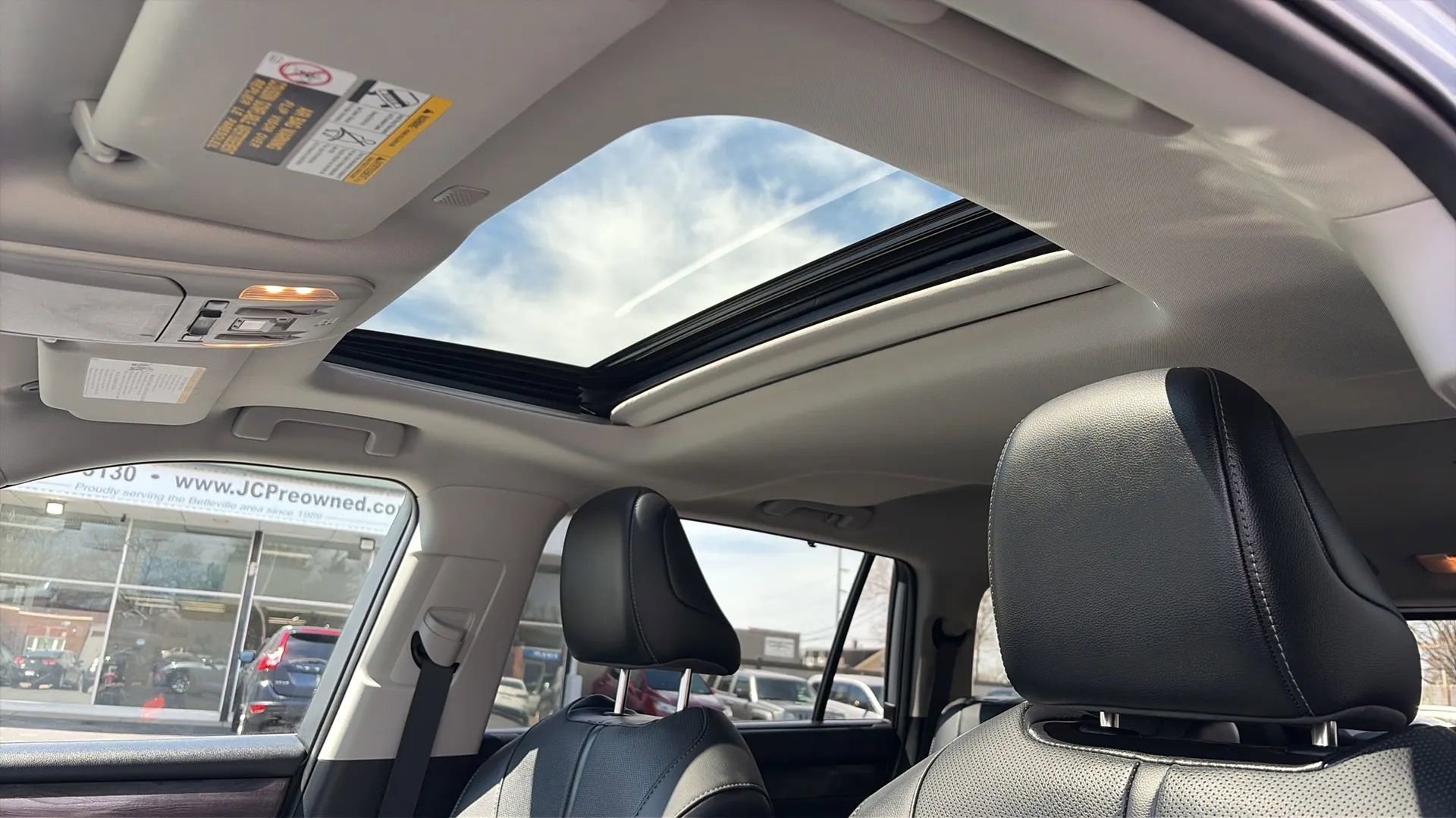 Used 2021 Toyota Highlander Limited image 14