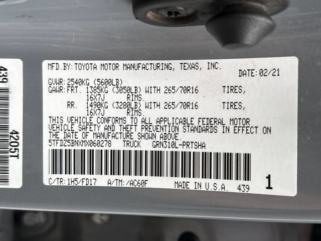 Used 2021 Toyota Tacoma TRD Off-Road AWD/4WD image 22