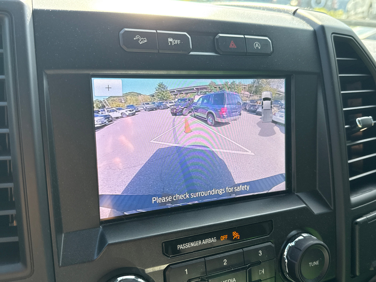 Used 2020 Ford F150 XL w/ Equipment Group 101A Mid AWD/4WD image 16