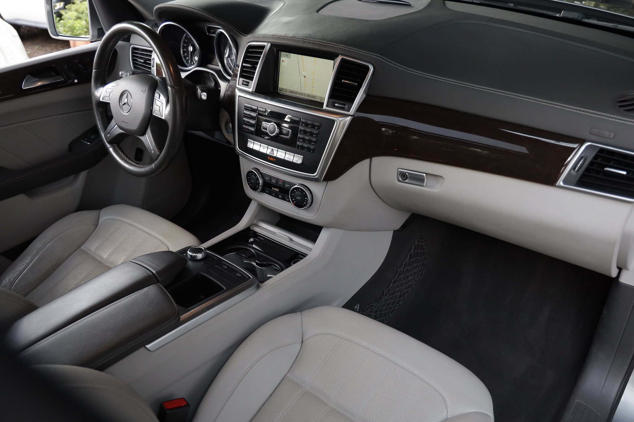 Used 2015 Mercedes-Benz GL 450 4MATIC image 19