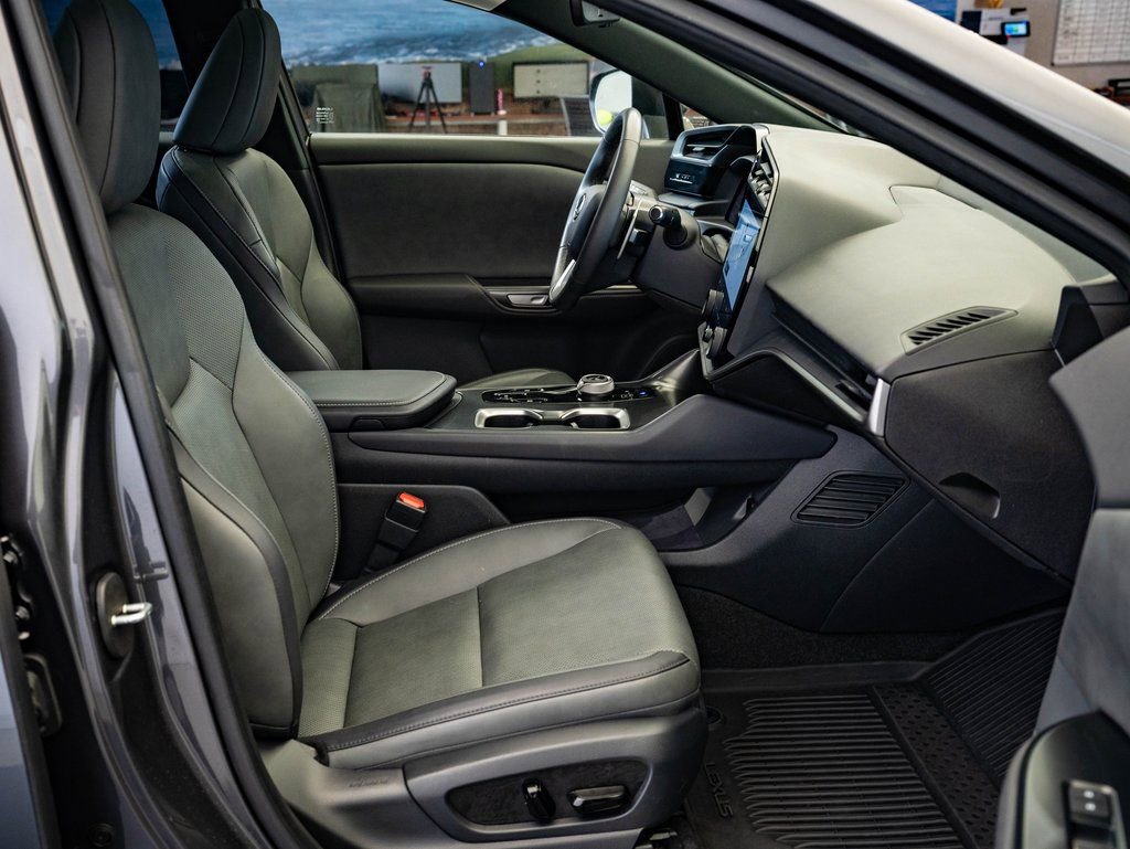 Certified 2023 Lexus RZ 450e Premium w/ Accessory Package (2T) image 20