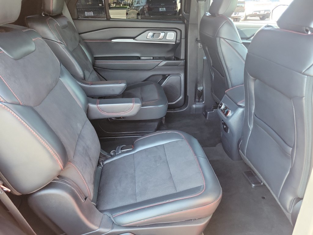 Used 2025 Ford Explorer ST w/ Sun And Sound Package AWD/4WD image 22