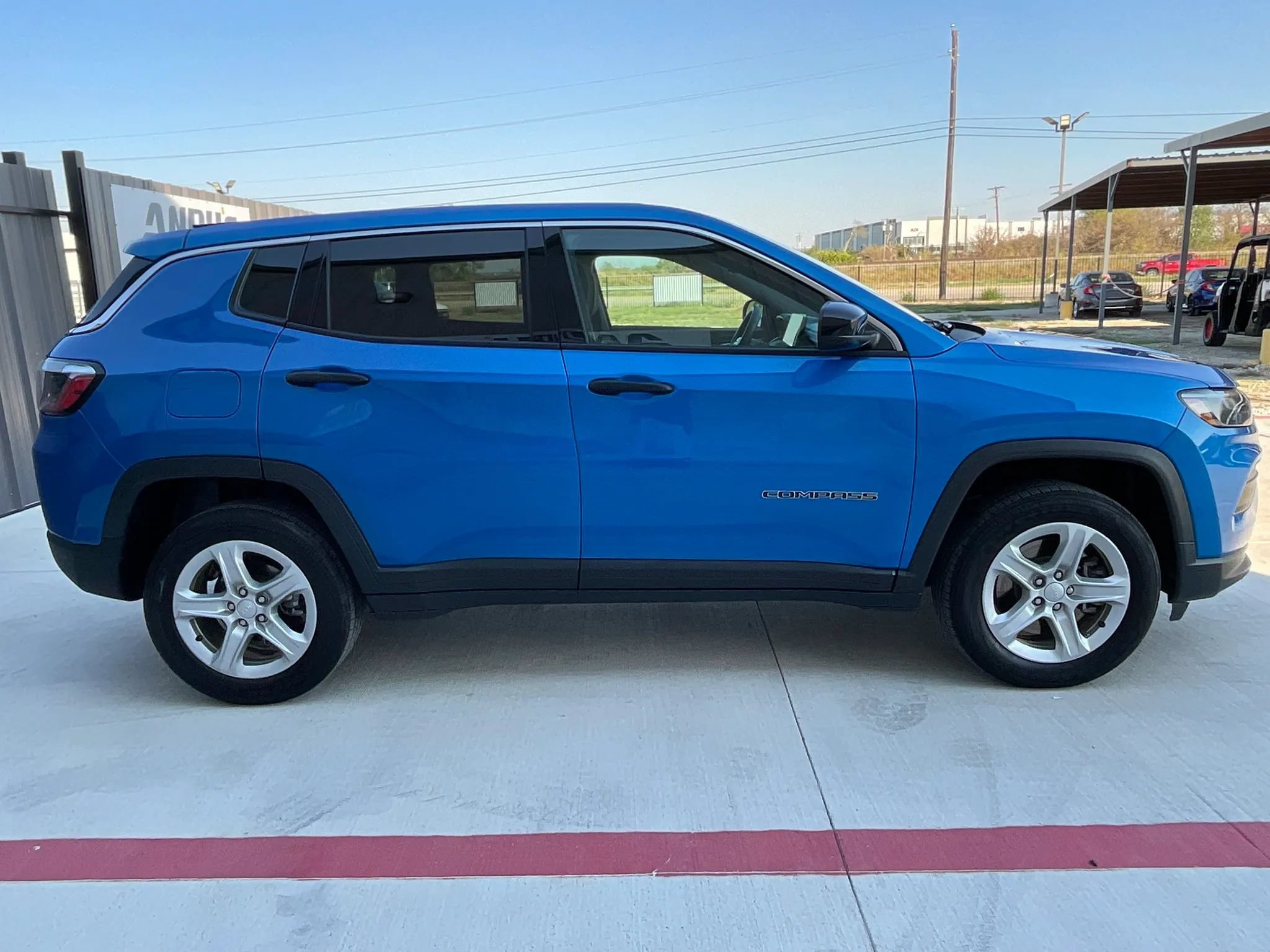 Used 2023 Jeep Compass Sport AWD/4WD image 10