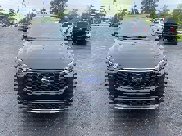 New 2024 Ford Escape ST-Line Select w/ Tech Pack #2 image 10