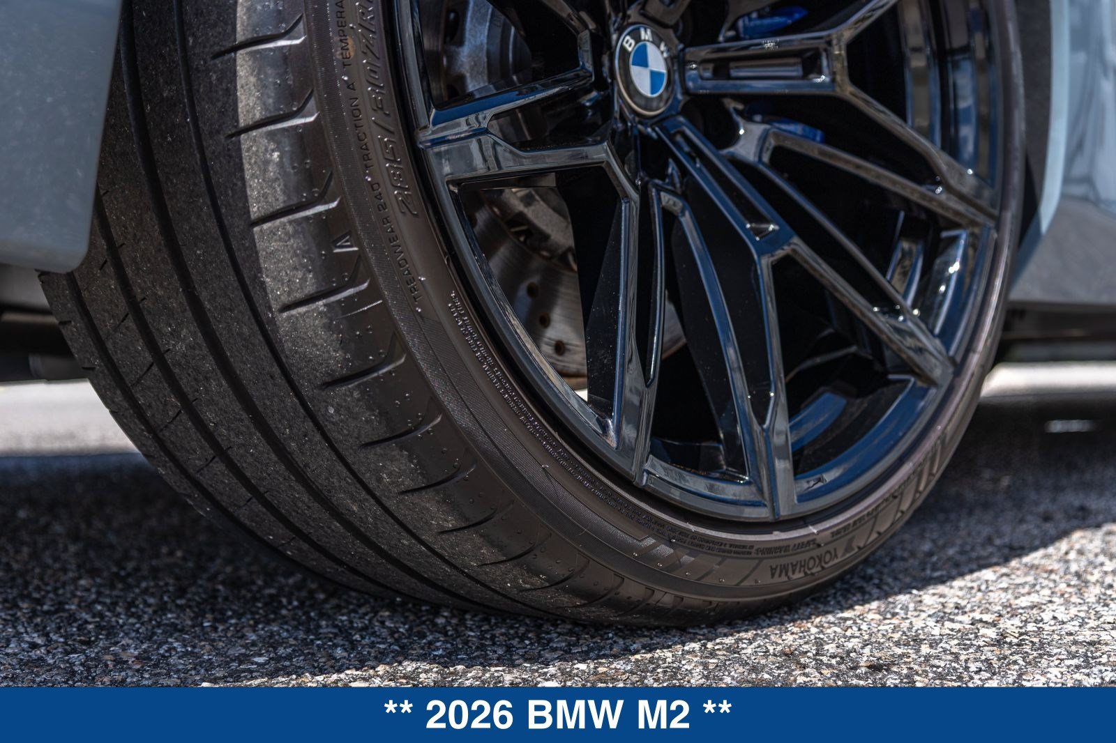 Used 2026 BMW M2 w/ Lighting Package RWD image 30