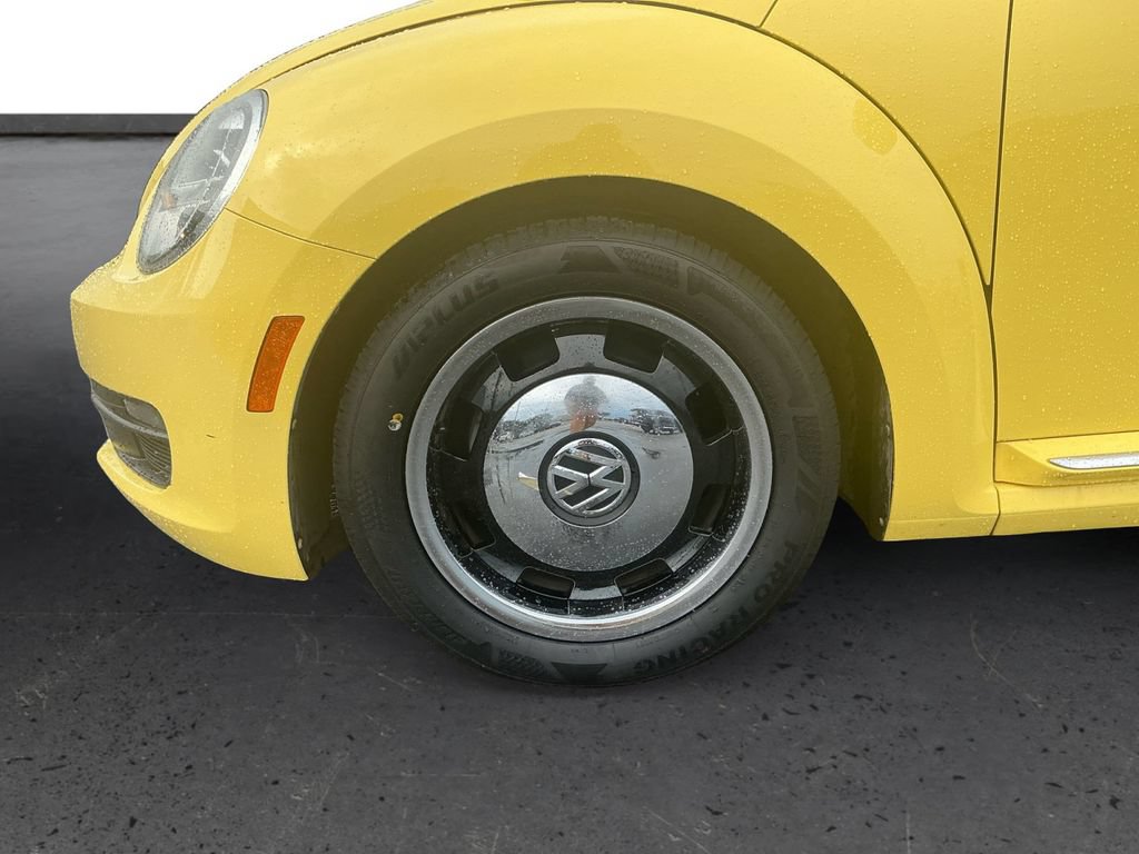 Used 2013 Volkswagen Beetle 2.5 FWD image 13
