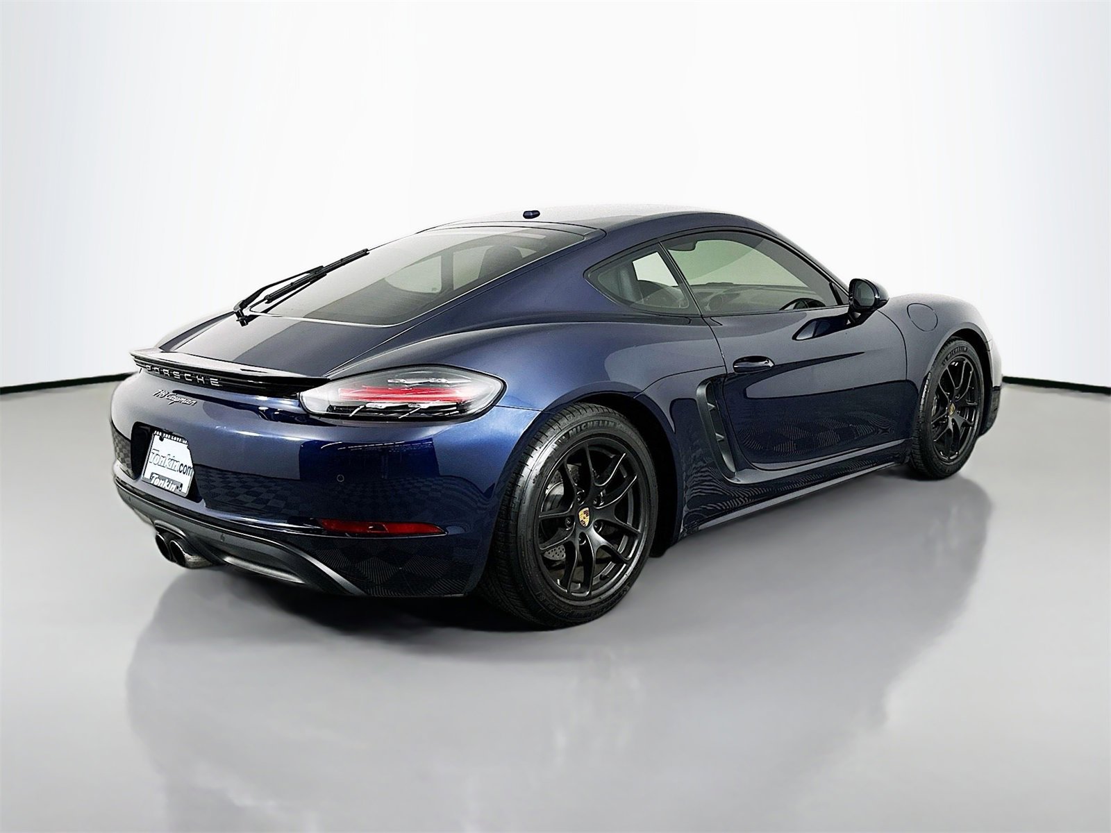 Used 2018 Porsche 718 Cayman image 7