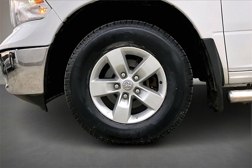 Used 2017 RAM 1500 Classic SLT image 30