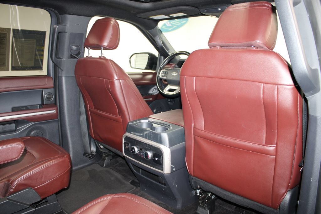 Used 2022 Ford Expedition Limited AWD/4WD image 34