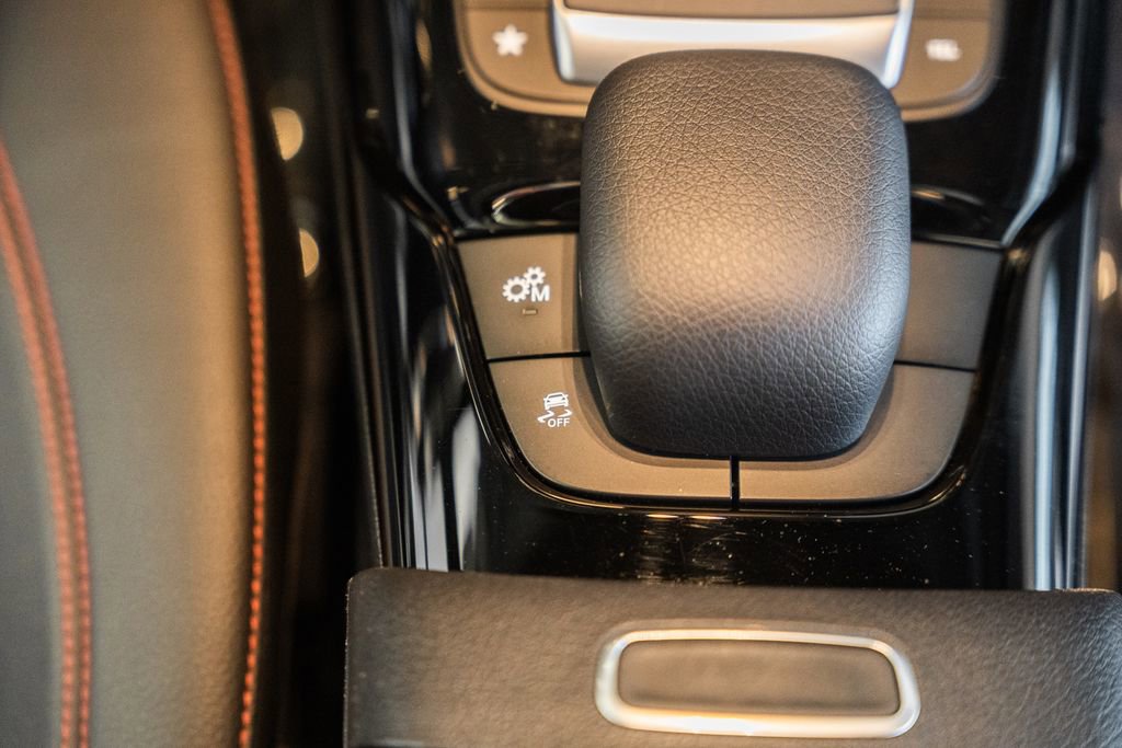 Used 2021 Mercedes-Benz A 35 AMG 4MATIC image 24