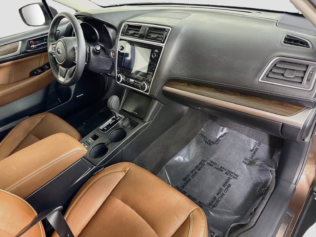 Used 2019 Subaru Outback 2.5i Touring w/ Popular Package #3A AWD/4WD image 31