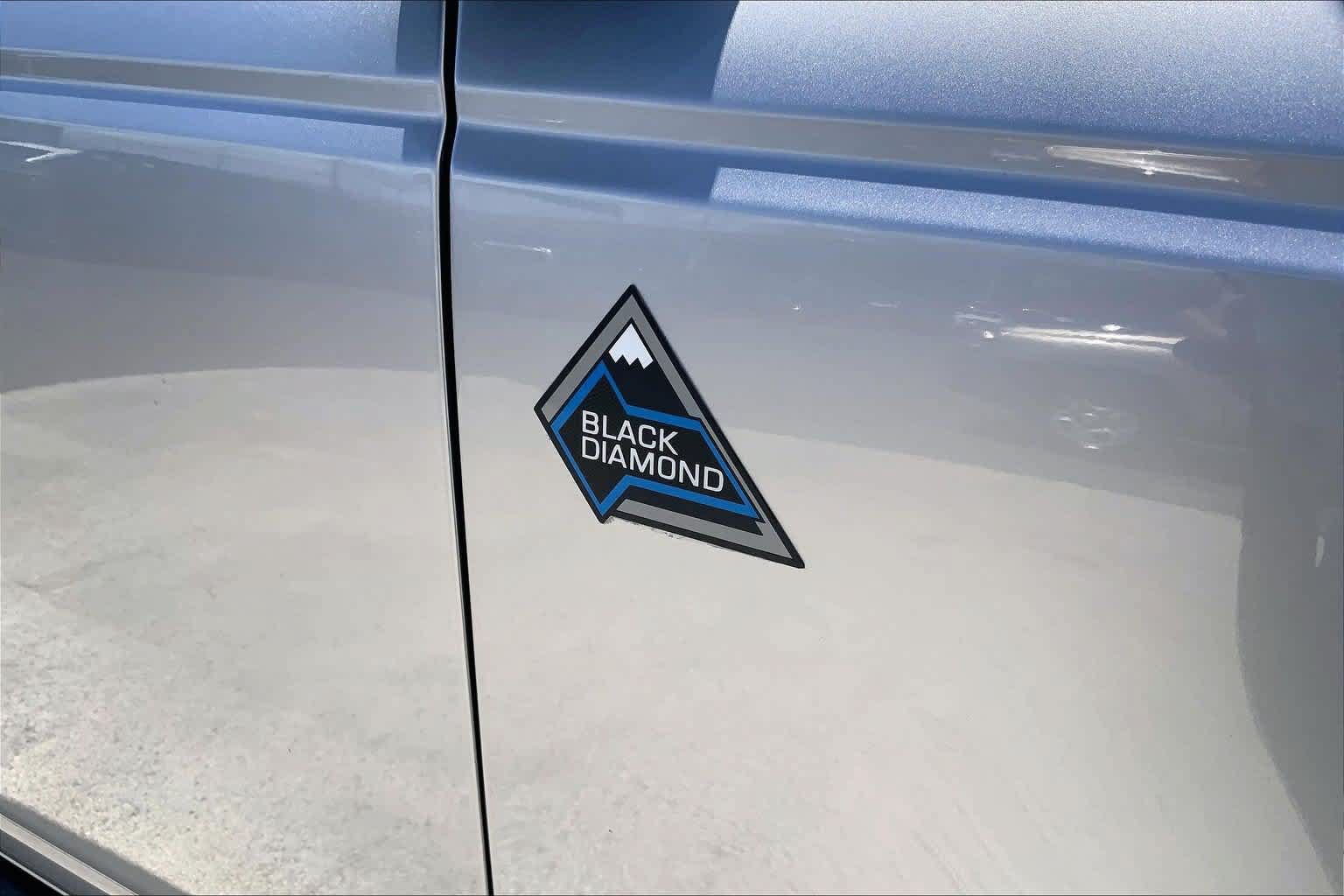 Used 2022 Ford Bronco Black Diamond AWD/4WD image 7