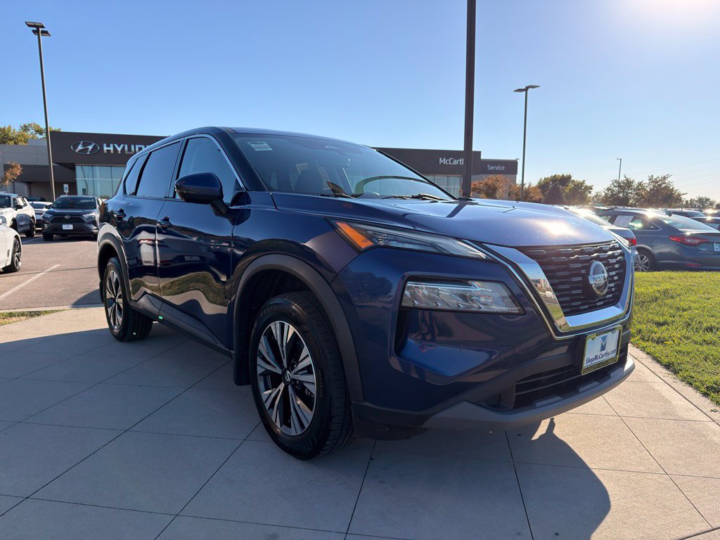 Used 2021 Nissan Rogue SV AWD/4WD image 11