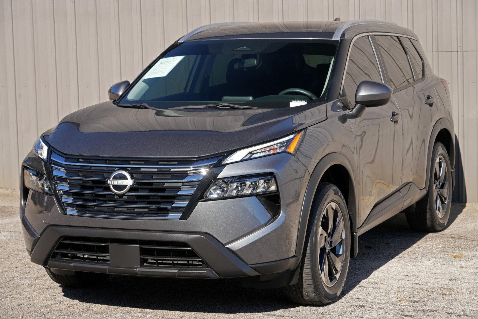 Used 2024 Nissan Rogue SV w/ SV Premium Package FWD image 43