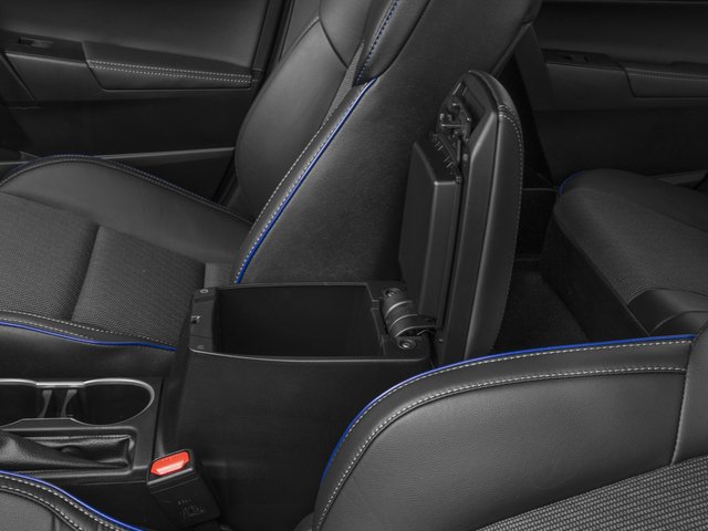 Used 2017 Toyota Corolla SE w/ SE Premium Package FWD image 15