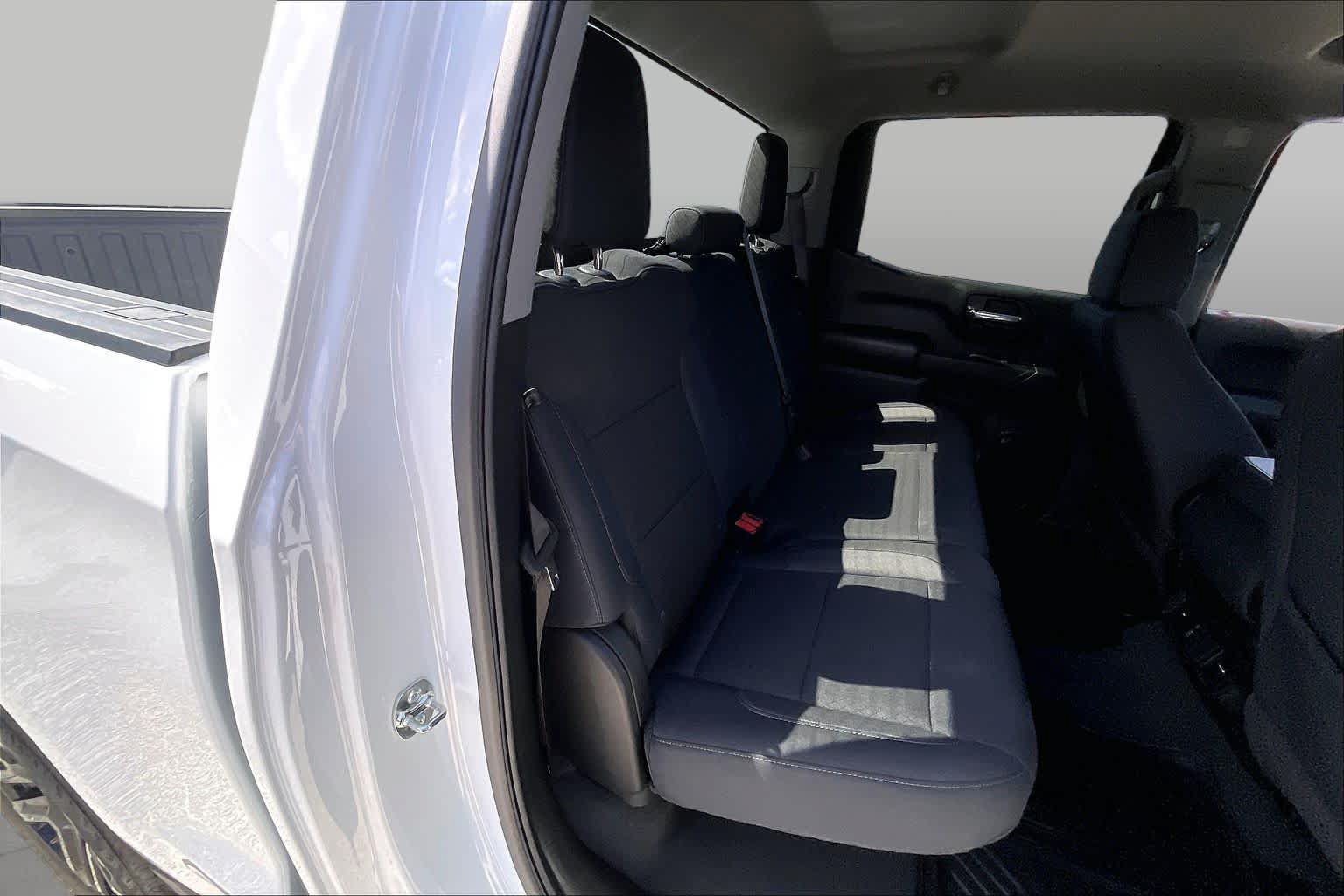 Used 2025 Chevrolet Silverado 1500 Custom w/ Turbomax Blackout Package RWD image 19