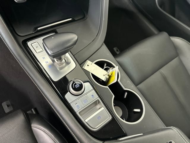 Used 2020 Genesis G70 2.0T image 20