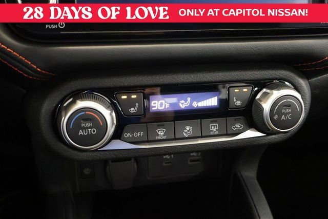 New 2025 Nissan Versa SR w/ Trunk Package image 19