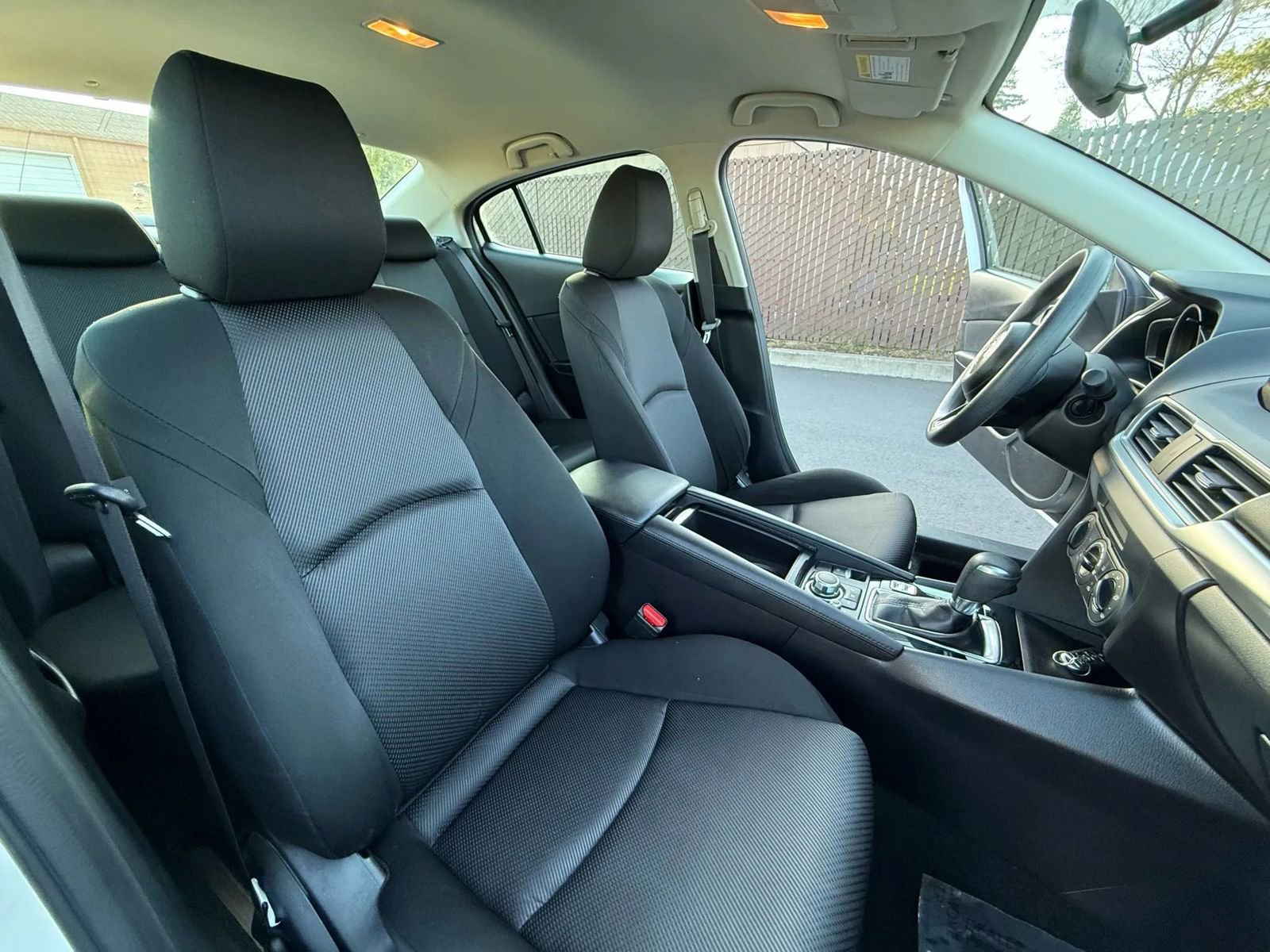 Used 2017 MAZDA MAZDA3 Sport image 25